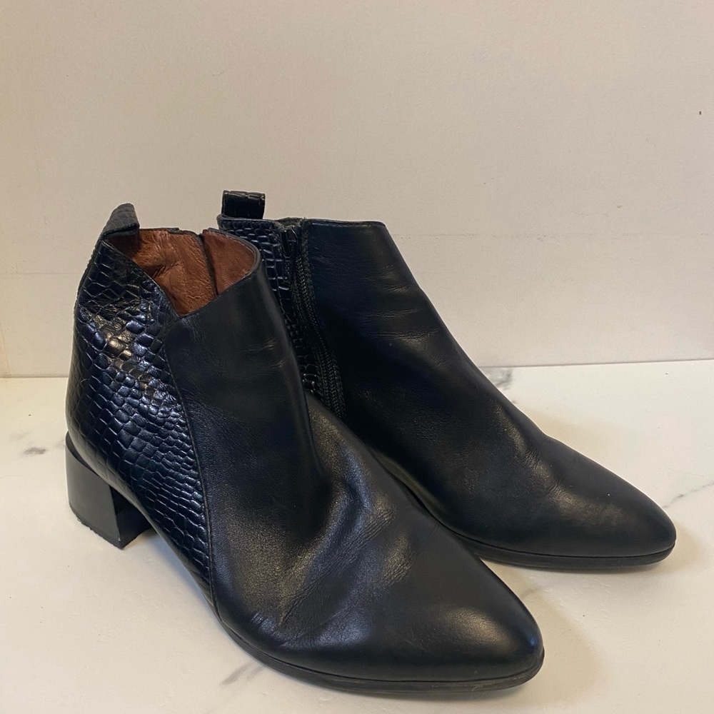 Elegant Black Textured Ankle Booties